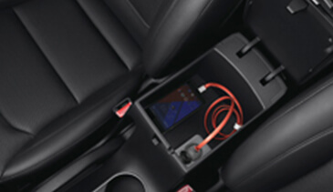 Elantra - USB Charger
